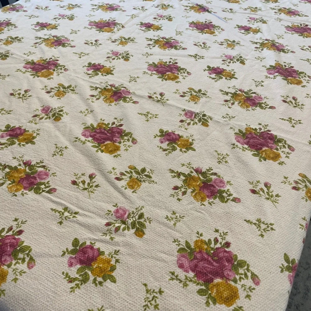 Royal Albert Floral Rose Cotton Tablecloth White Appox 56x96 Rectangular Cottage